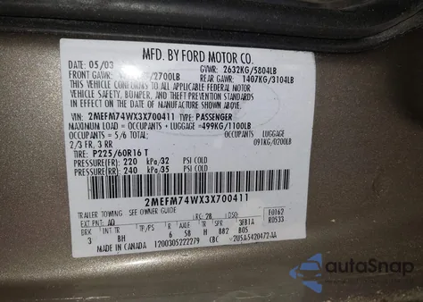 2003 Mercury Grand Marquis Gs z USA, uszkodzony, nr VIN 2MEFM74WX3X700411